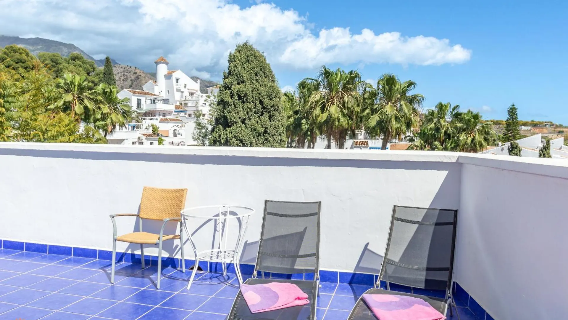 Rabat 23 Apartment Nerja 0*,