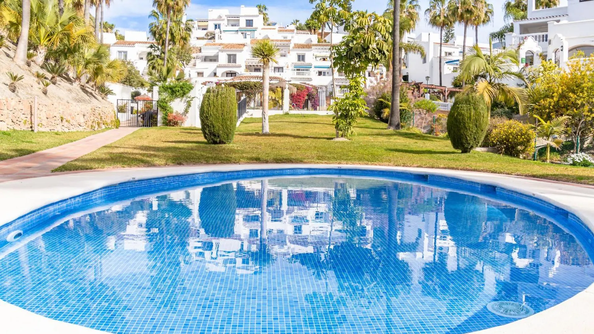 Rabat 23 Apartment Nerja